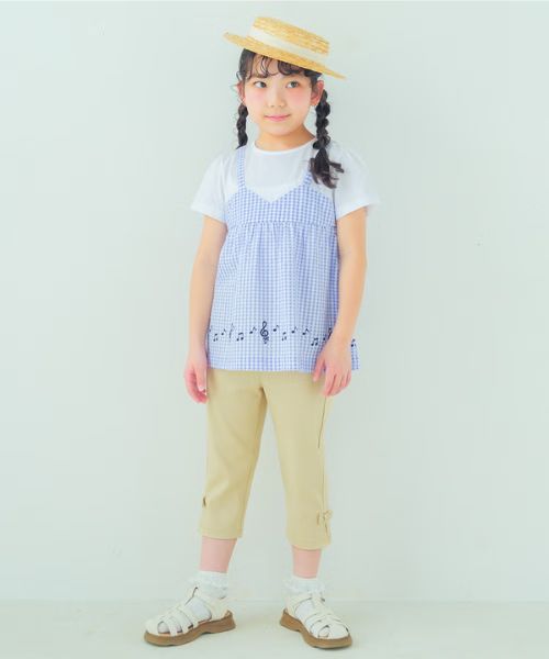 ストレッチツイル素材リボンつき７分丈パンツ モデル着用イメージ（ベージュ）