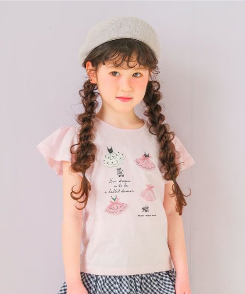 綿100％バレエプリントTシャツ モデル着用イメージ（ピンク）