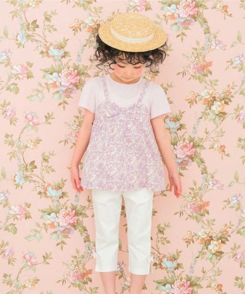 綿100％ 花柄 リボン 重ね着風 AラインTシャツ モデル着用イメージ（ピンク）