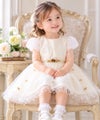 ベビー服 女の子 お花モチーフ付き重ね着風チュールドレス オフホワイト(11) モデル画像アップ