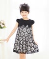 子供服 女の子 日本製お花レース 切替え ワンピース ブラック(00) モデル画像アップ