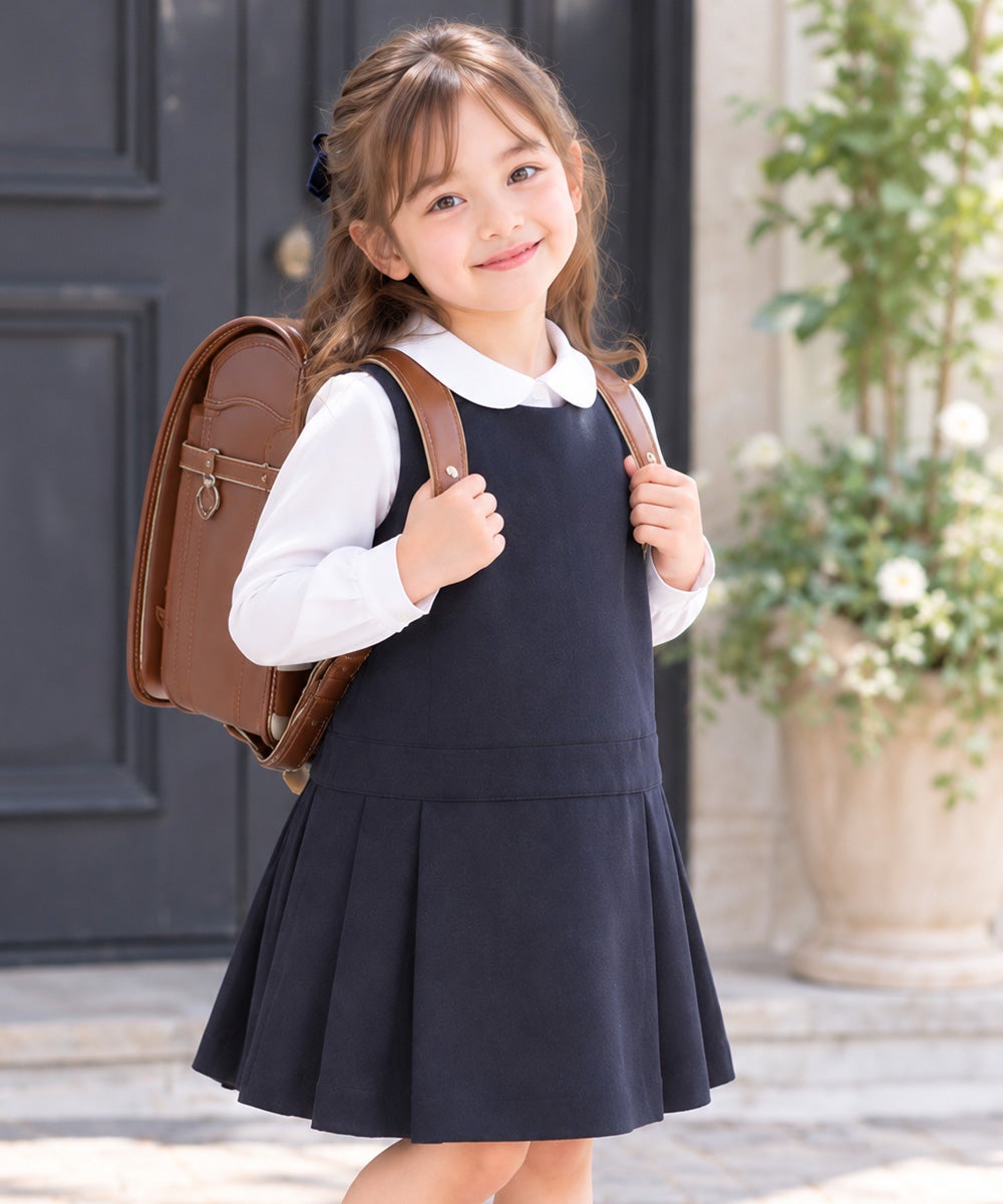 子供服 女の子 日本製ウエスト切り替えタックワンピース ネイビー(06) モデル画像全身