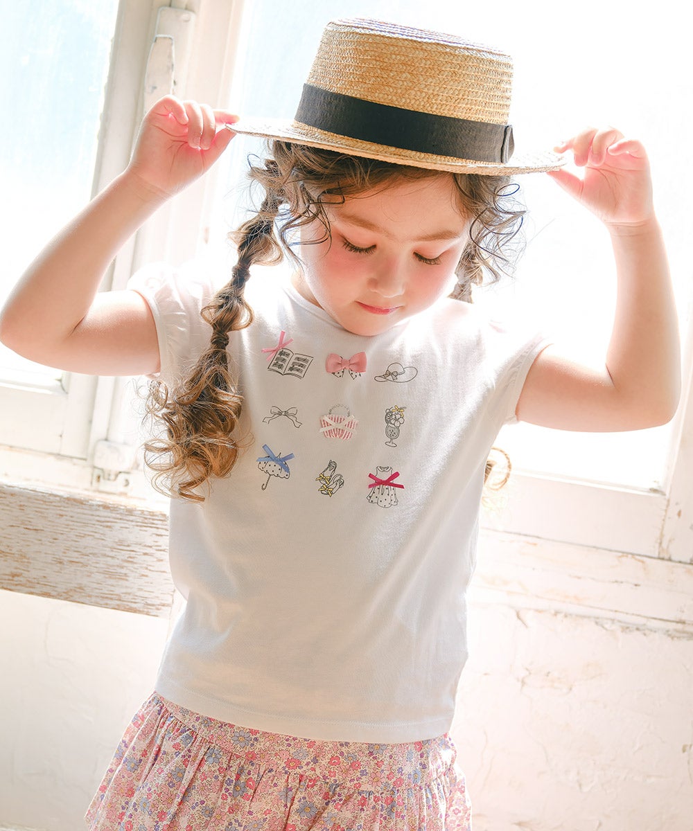 子供服 女の子 綿100％アクセサリー小物プリントTシャツ オフホワイト(11) モデル画像アップ