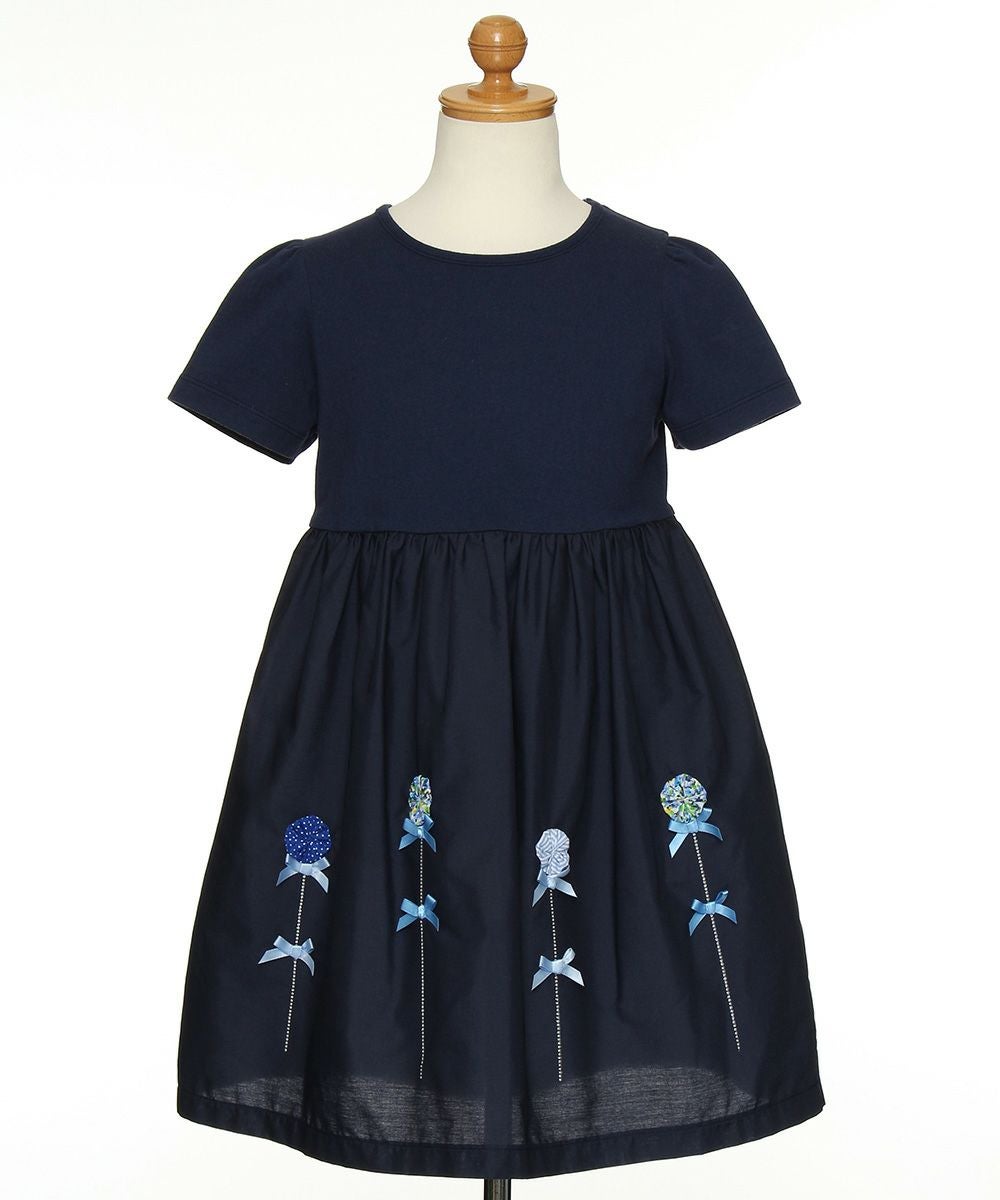 子供服 女の子 花モチーフ＆リボンつきワンピース ネイビー(06) トルソー正面