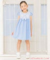 子供服 女の子 日本製レースリボン付きハイウエストワンピース ブルー(61) モデル画像全身