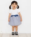 ベビー服 男の子 ベビーサイズボーダー柄リボン＆裏地付きドッキングワンピース オフホワイト(11) モデル画像全身