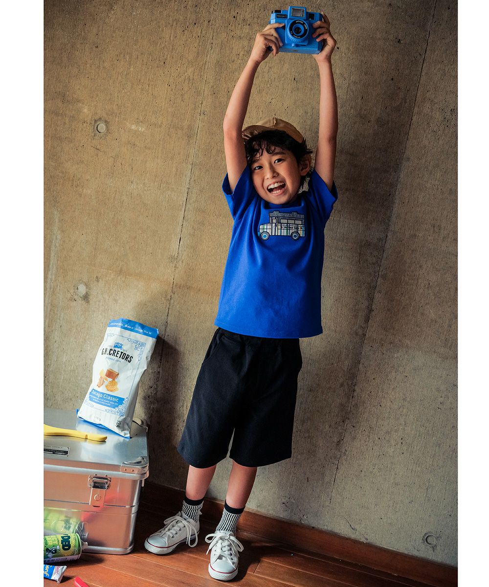 子供服 男の子 綿100％車刺繍モチーフTシャツ ブルー(61) モデル画像4