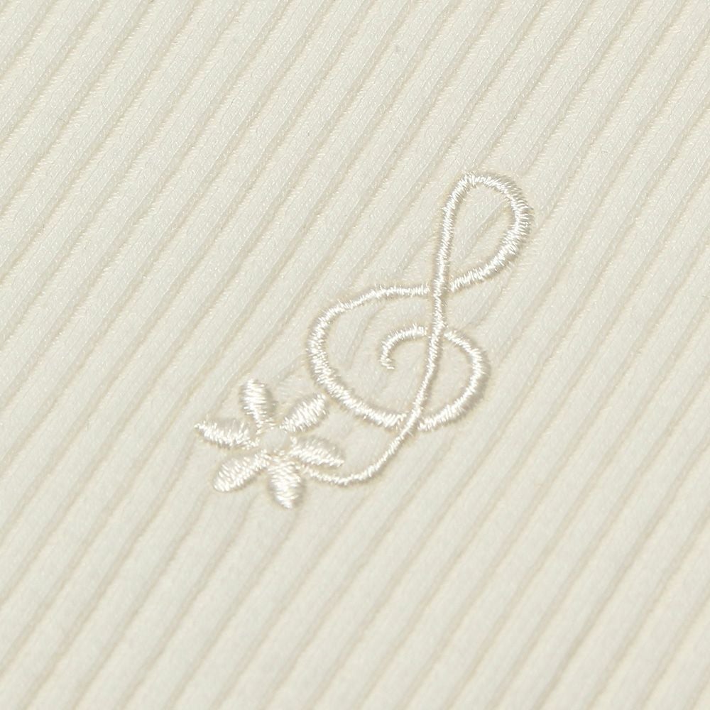 子供服 女の子 音符刺繍フリルネックTシャツ オフホワイト(11) デザインポイント1