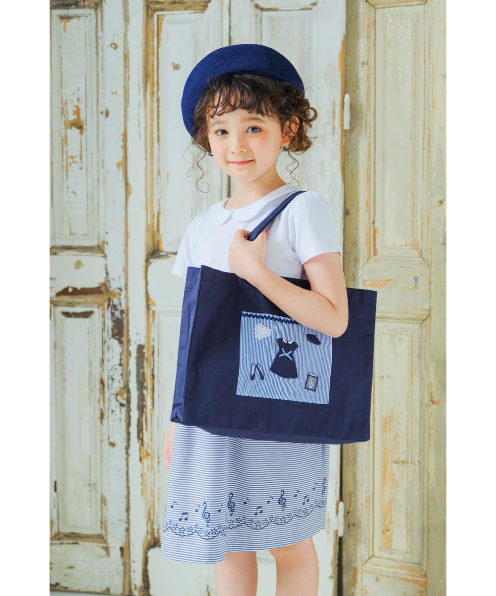子供服 女の子 通学 A4 ストライプ 刺繍 音符 ロゴ マチ ループ付き レッスンバッグ トートバッグ ネイビー(06) モデル画像2