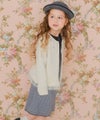 ベビー服 女の子 ポケット＆フリルつき 裏毛 お花 カーディガン アイボリー(12) モデル画像2