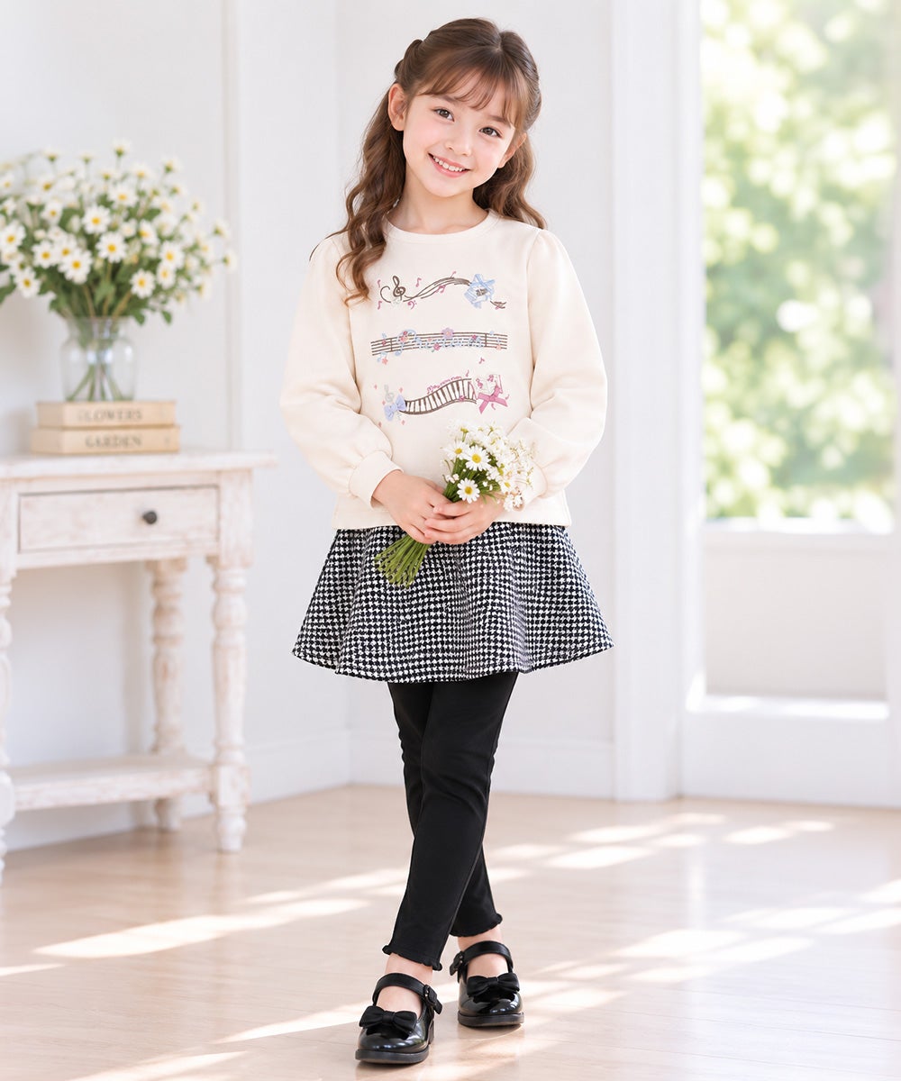 ベビー服 女の子 千鳥柄 10分丈 スカッツ ホワイト×ブラック(10) モデル画像1