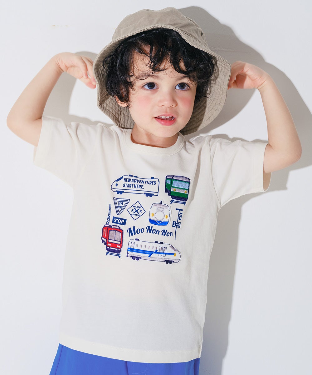 ベビー服 男の子 子ども服 こども キッズ 綿100％ コットン 乗り物 電車 ワッペン ロゴ プリント ティーシャツ アイボリー(12) モデル画像アップ
