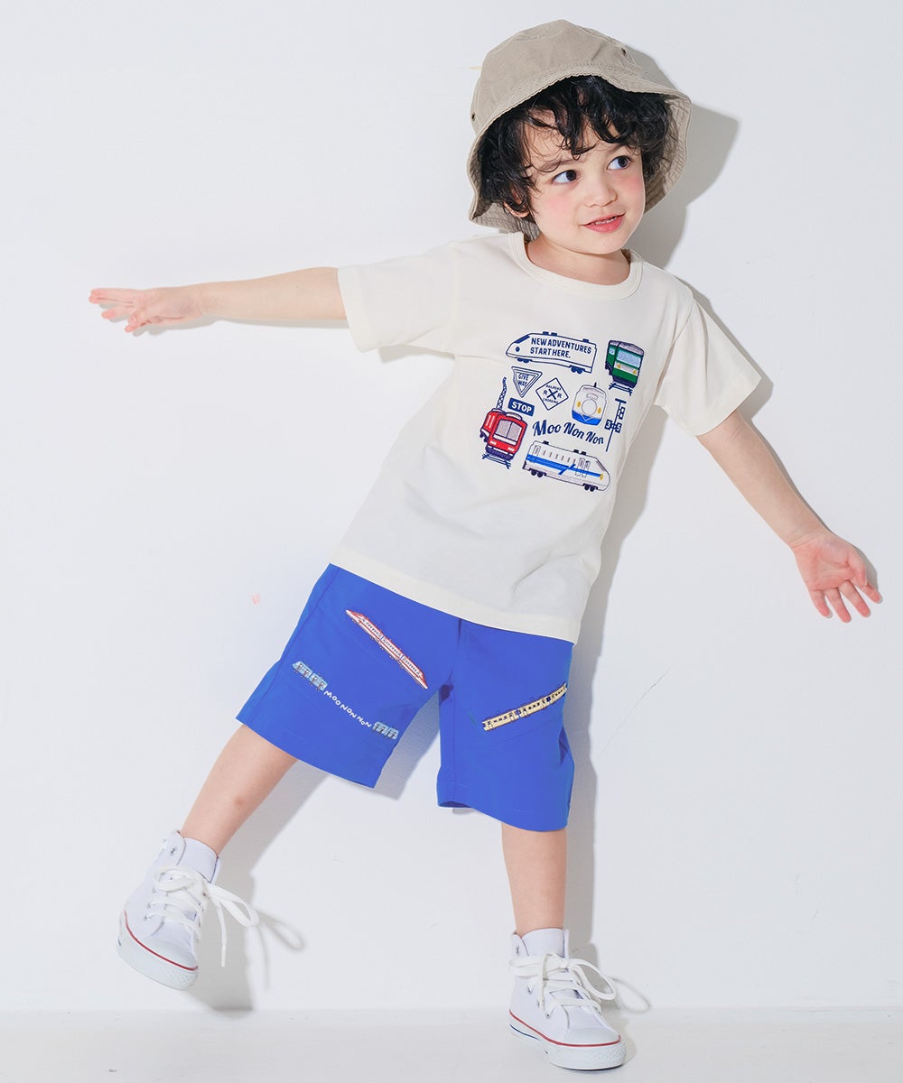 ベビー服 男の子 子ども服 こども キッズ 綿100％ コットン 乗り物 電車 ワッペン ロゴ プリント ティーシャツ アイボリー(12) モデル画像全身