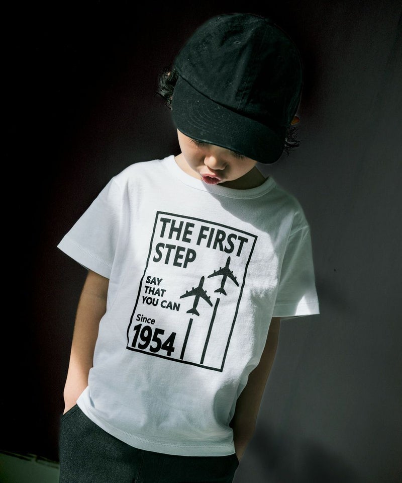 綿100％飛行機プリントTシャツ