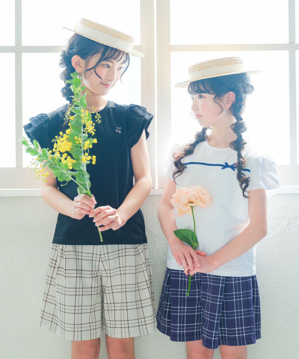 子供服 女の子 綿100％ さくらんぼ 刺繍 フリル 袖 Tシャツ ブラック(00) モデル画像4