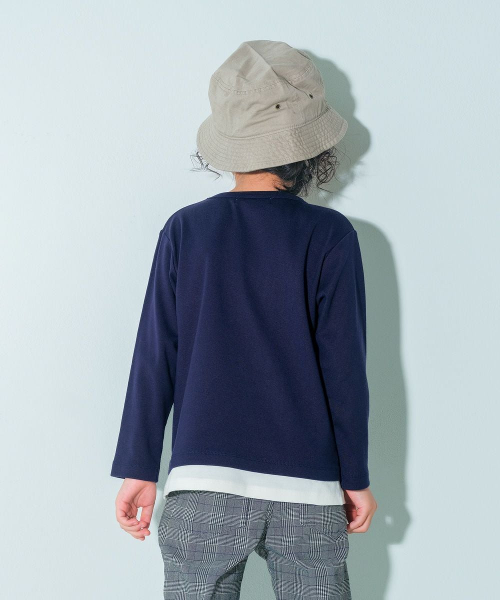 子供服 男の子 レイヤード風 ブランドロゴ ポケット トレーナー ネイビー(06) モデル画像3