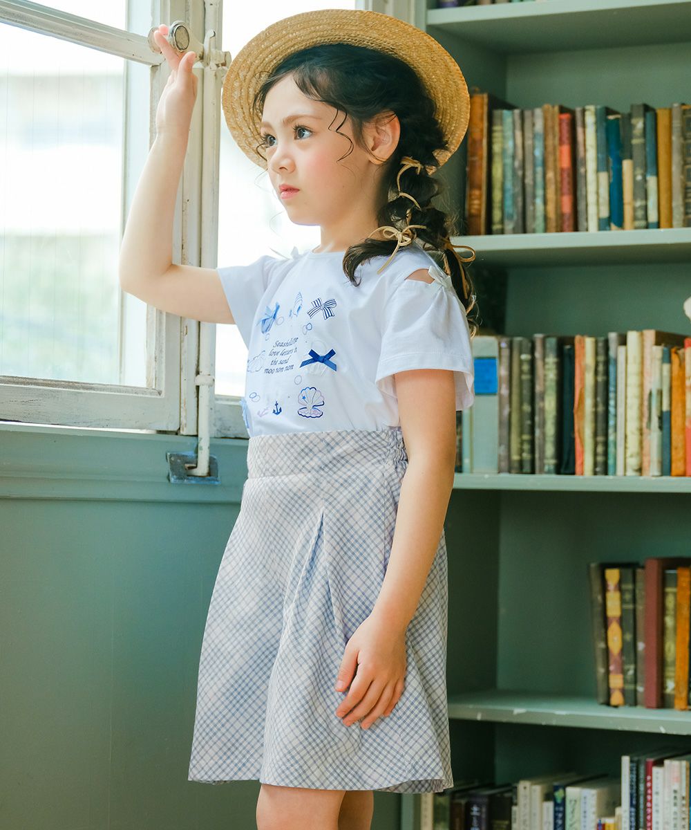 子供服 女の子 綿100% チェック柄キュロットパンツ ブルー(61) モデル画像アップ