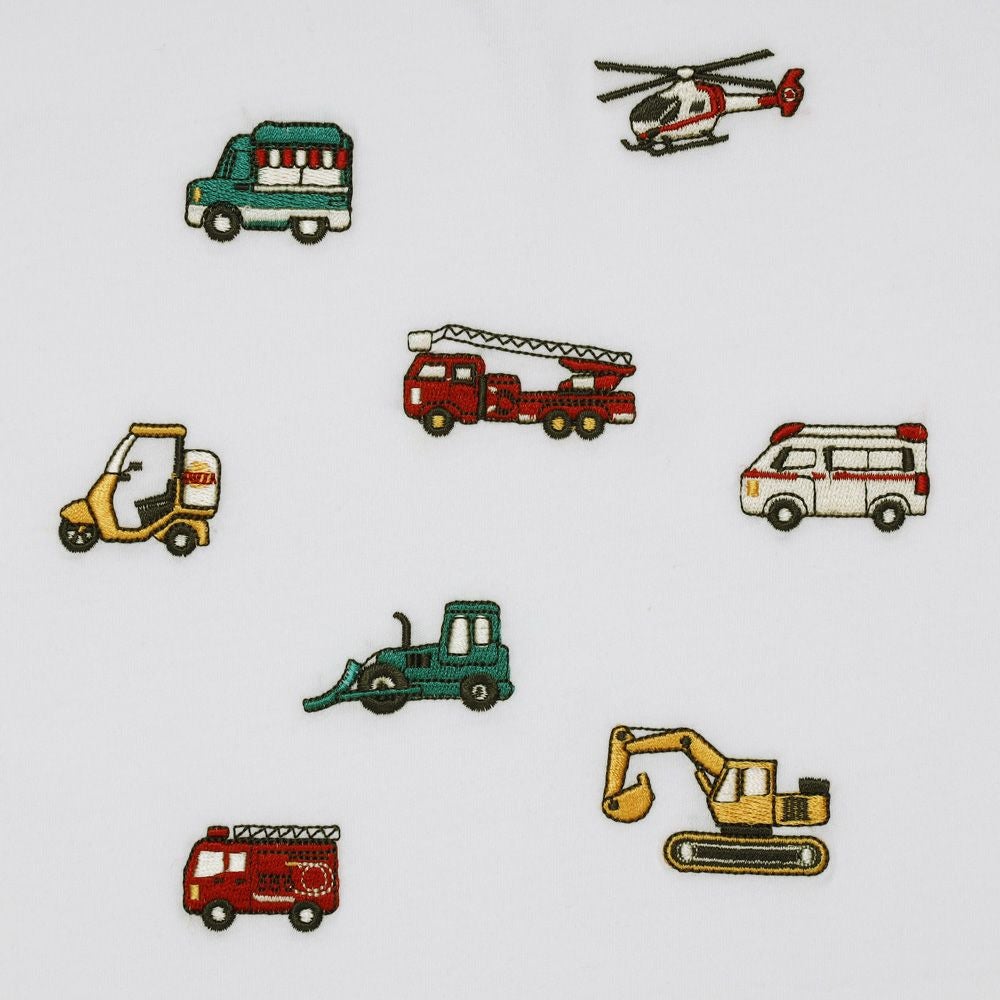ベビー服 男の子 綿100％ 乗り物 刺繍 袖ロゴアップリケ Tシャツ オフホワイト(11) デザインポイント1
