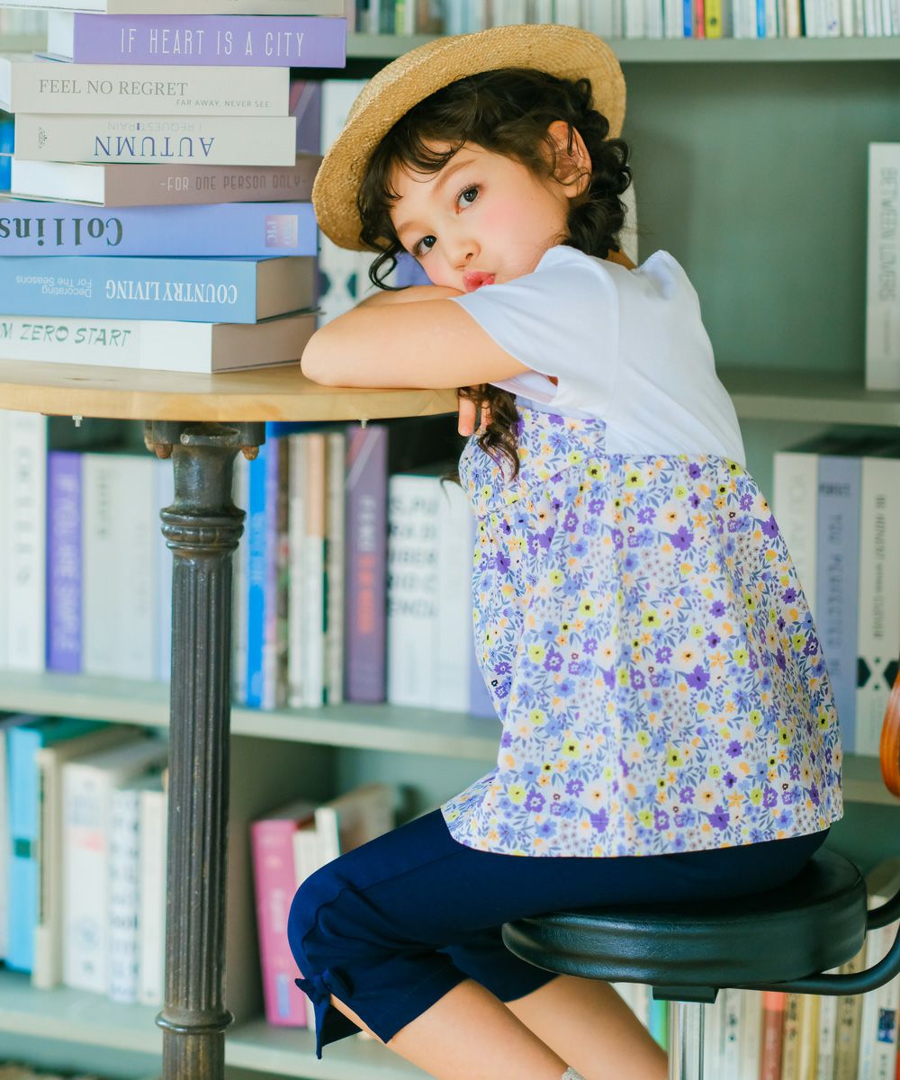 ベビー服 女の子 綿100％ 小花柄 重ね着風 Tシャツ パープル(91) モデル画像全身
