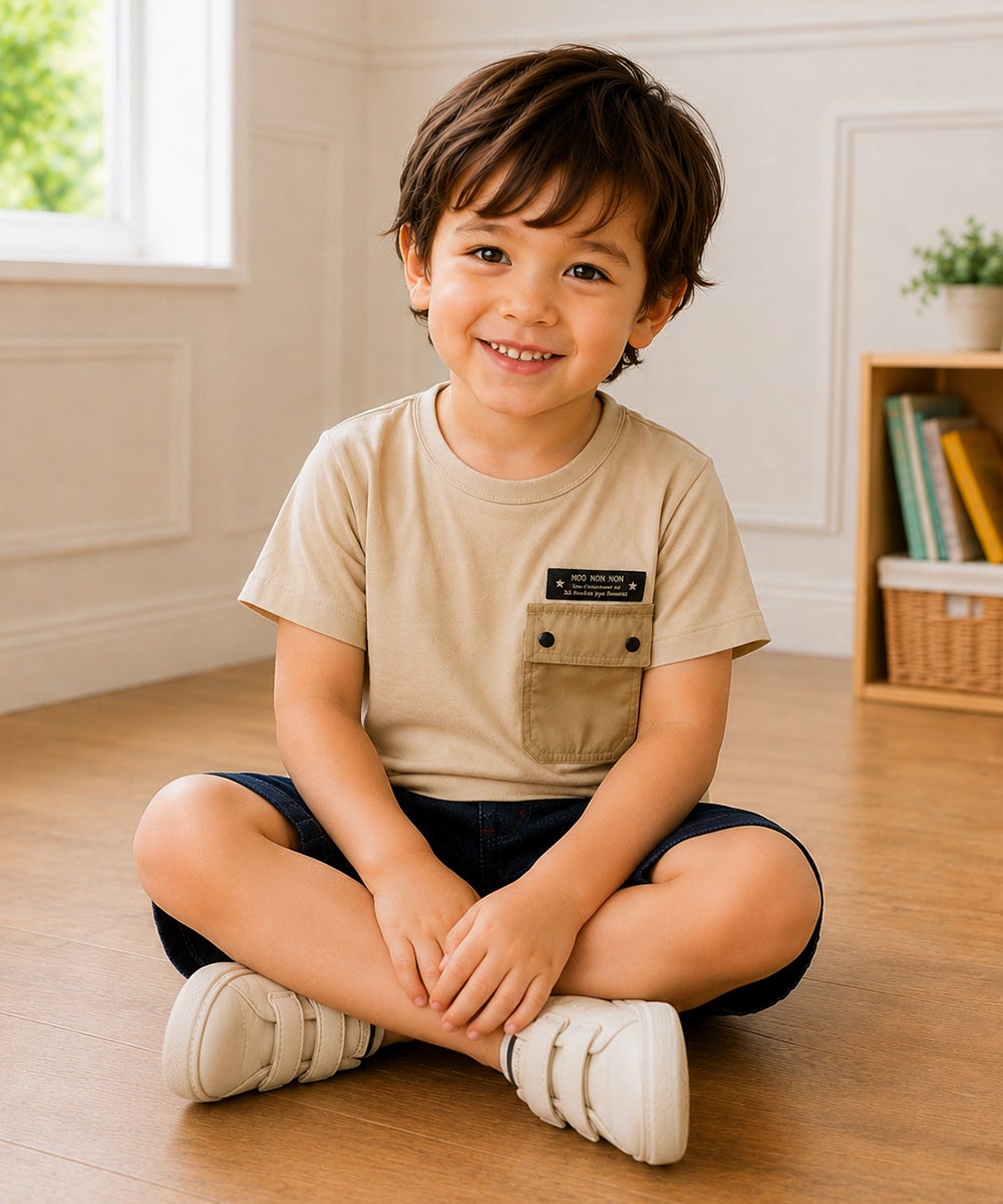 子供服 男の子 ロゴアップリケ ＆ フタつき ポケット Tシャツ ベージュ(51)