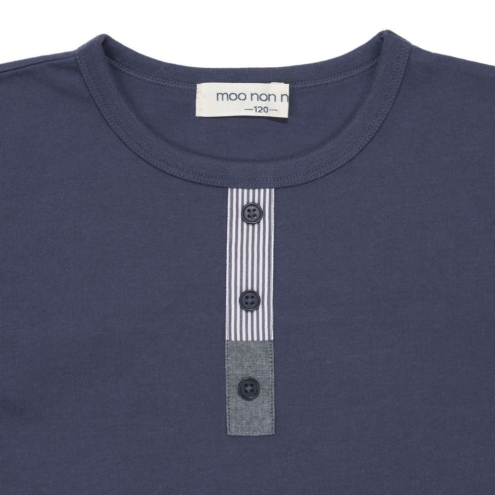 子供服 男の子 切り替え ストライプ 飾りボタン Tシャツ ネイビー(06) デザインポイント1