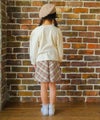 ベビー服 女の子 綿100％ 音符 ロゴ プードル刺繍 Tシャツ オフホワイト(11) モデル画像全身