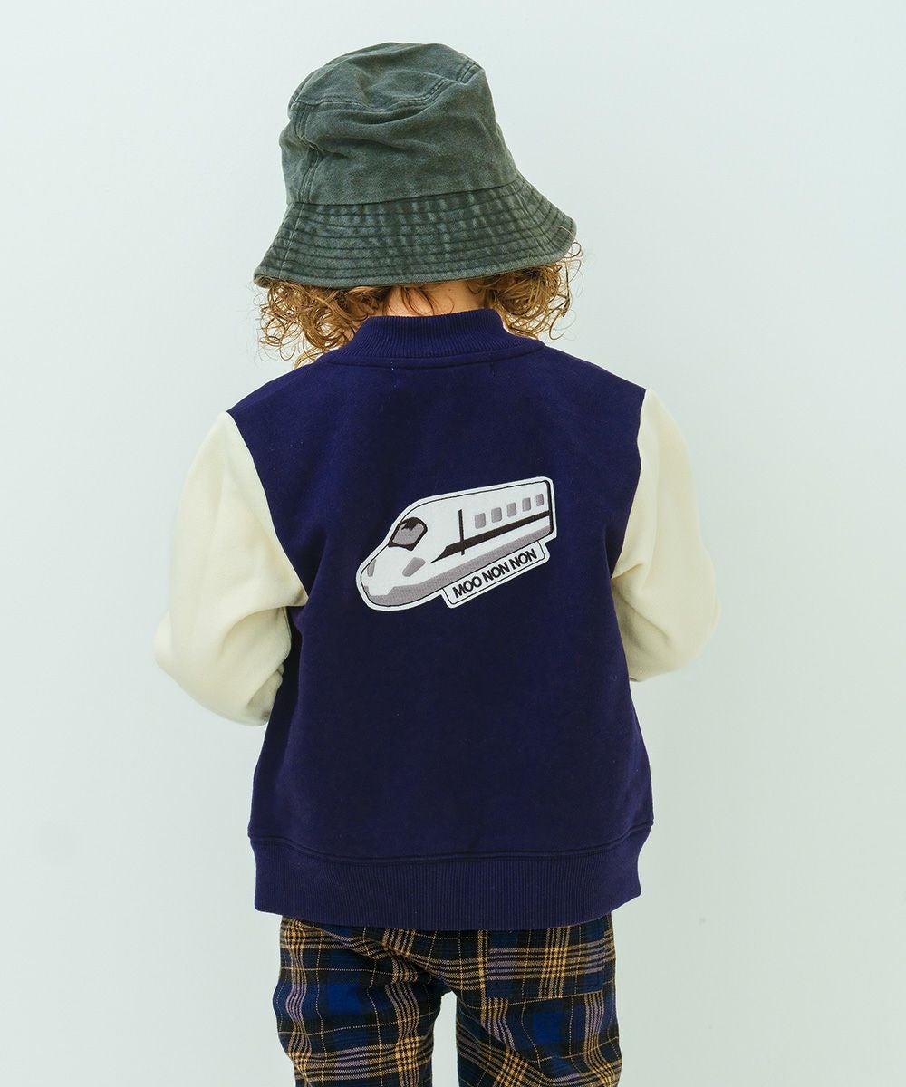 ベビー服 男の子 ロゴ 電車ワッペン ジップアップ 裏毛ジャケット ネイビー(06) モデル画像1