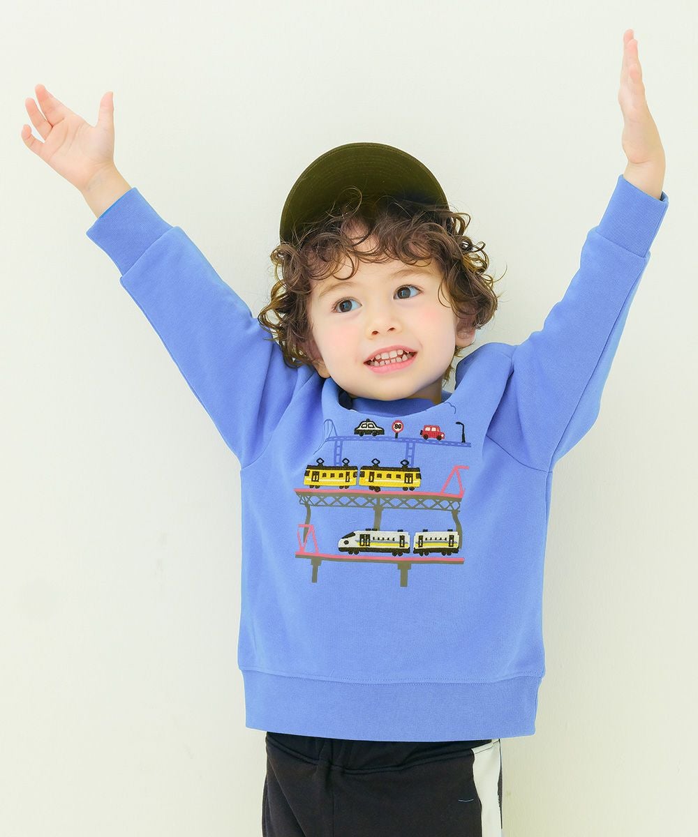 ベビー服 男の子 電車 飛行機 乗り物ワッペン 車刺繍 裏毛トレーナー ブルー(61) モデル画像2
