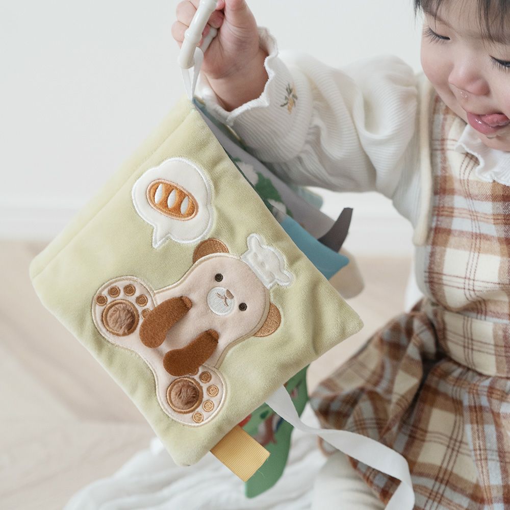 ぬのえほん こぐまくんの焼きたてパン　cocory friends 12