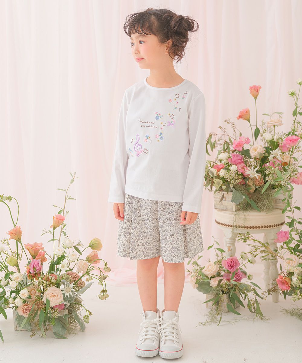 子供服 女の子 綿100％小花柄リボンつき キュロットパンツ グレー(09) モデル画像全身