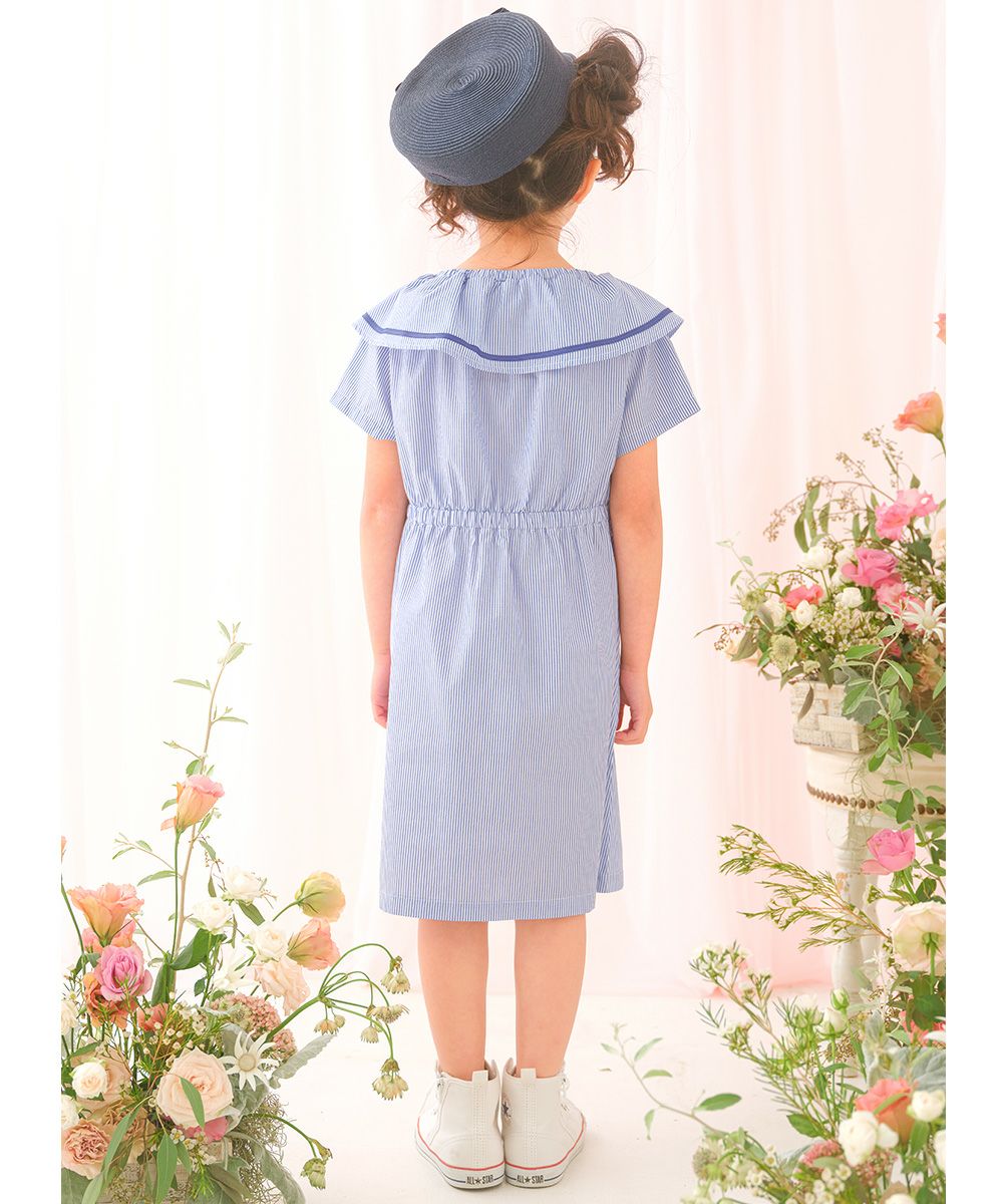 子供服 女の子 ストライプ柄 リボン襟付き 音符刺繍ワンピース ブルー(61) モデル画像2
