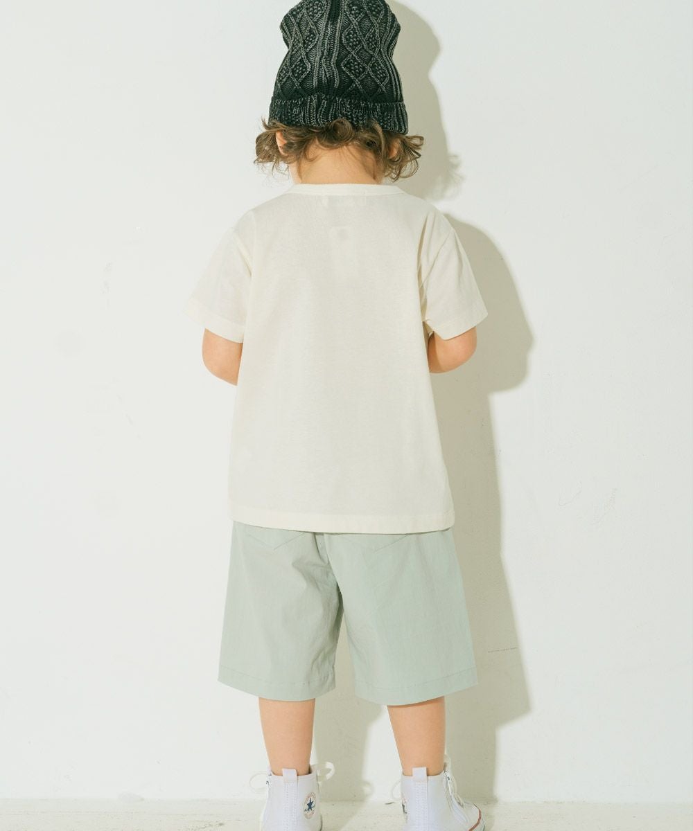 ベビー服 男の子 電車 乗り物刺繍 ストレッチハーフパンツ グリーン(08) モデル画像全身