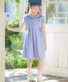 子供服 女の子 ストライプ柄 襟付き ギャザーワンピース ブルー(61) モデル画像全身