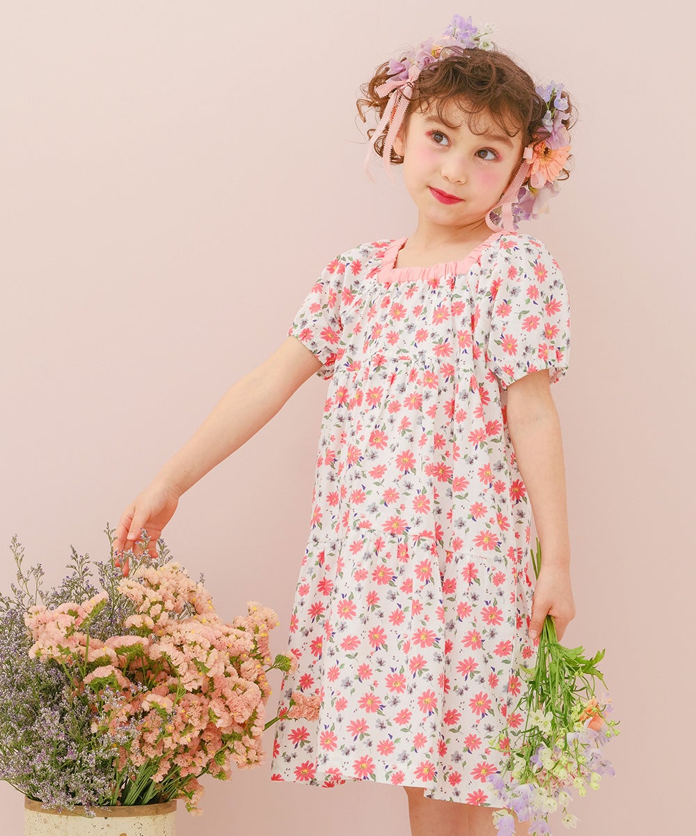 ベビー服 女の子 子ども服 こども キッズ 花柄 スクエアネック Aライン ギャザーワンピース ピンク(02) モデル画像1