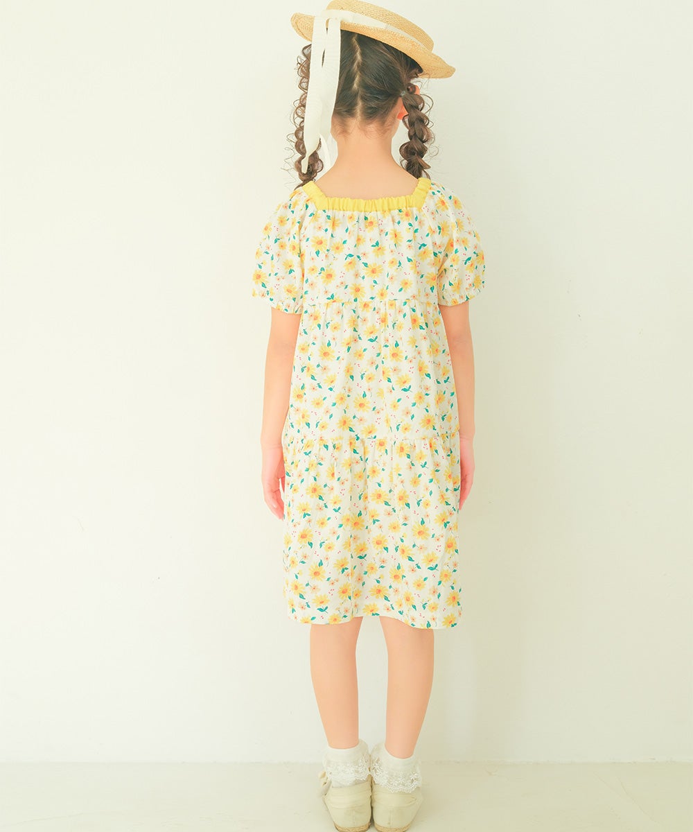 ベビー服 女の子 子ども服 こども キッズ 花柄 スクエアネック Aライン ギャザーワンピース イエロー(04) モデル画像4