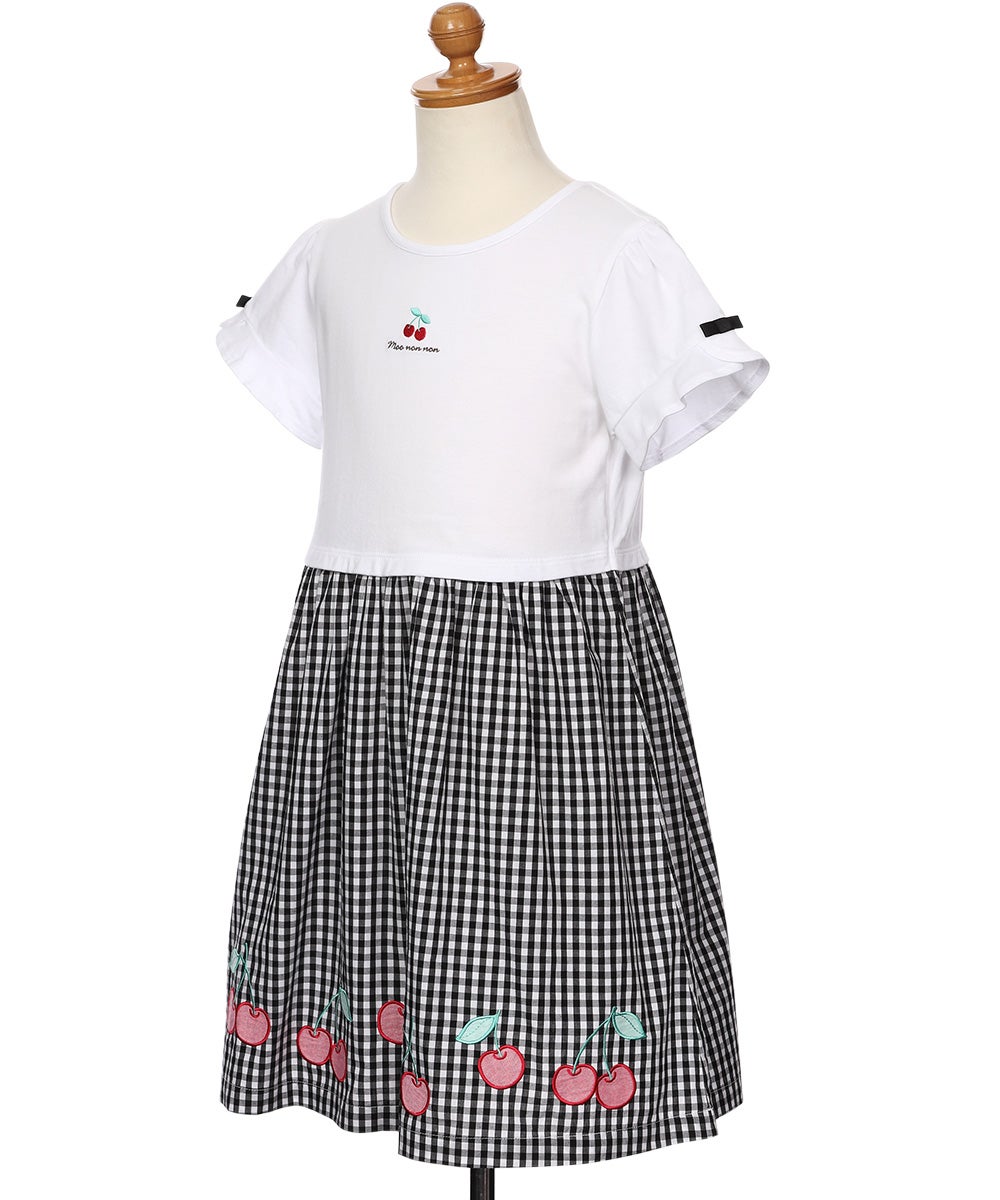 ベビー服 女の子 チェリー刺? ギンガムチェック柄 ドッキングワンピース ブラック(00) トルソー斜め