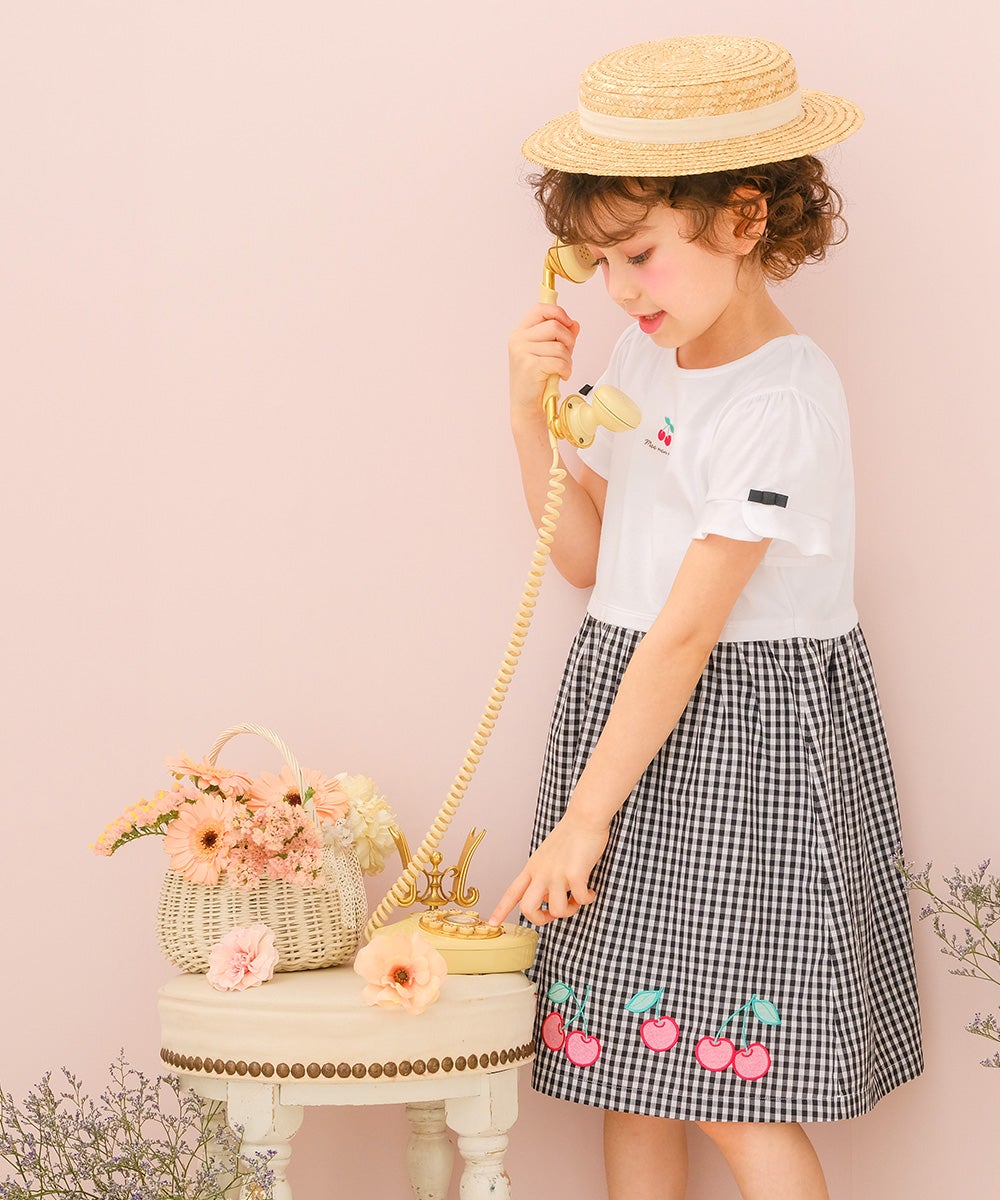 ベビー服 女の子 子ども服 こども キッズチェリー刺? リボン ギンガムチェック柄 ドッキングワンピース ブラック(00) モデル画像4