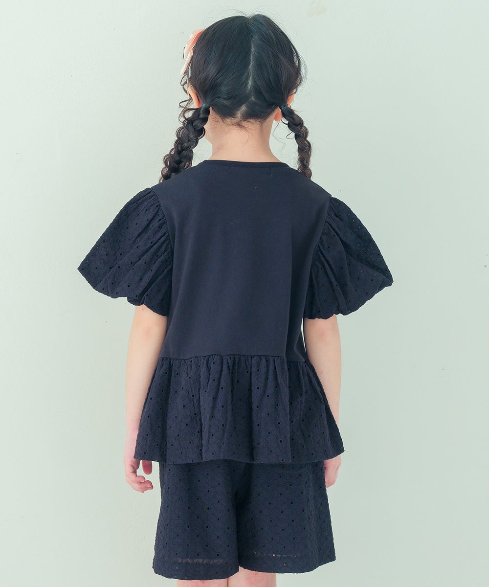 子供服 女の子 花柄 レース リボン 裏地つきショートパンツ ブラック(00) モデル画像2