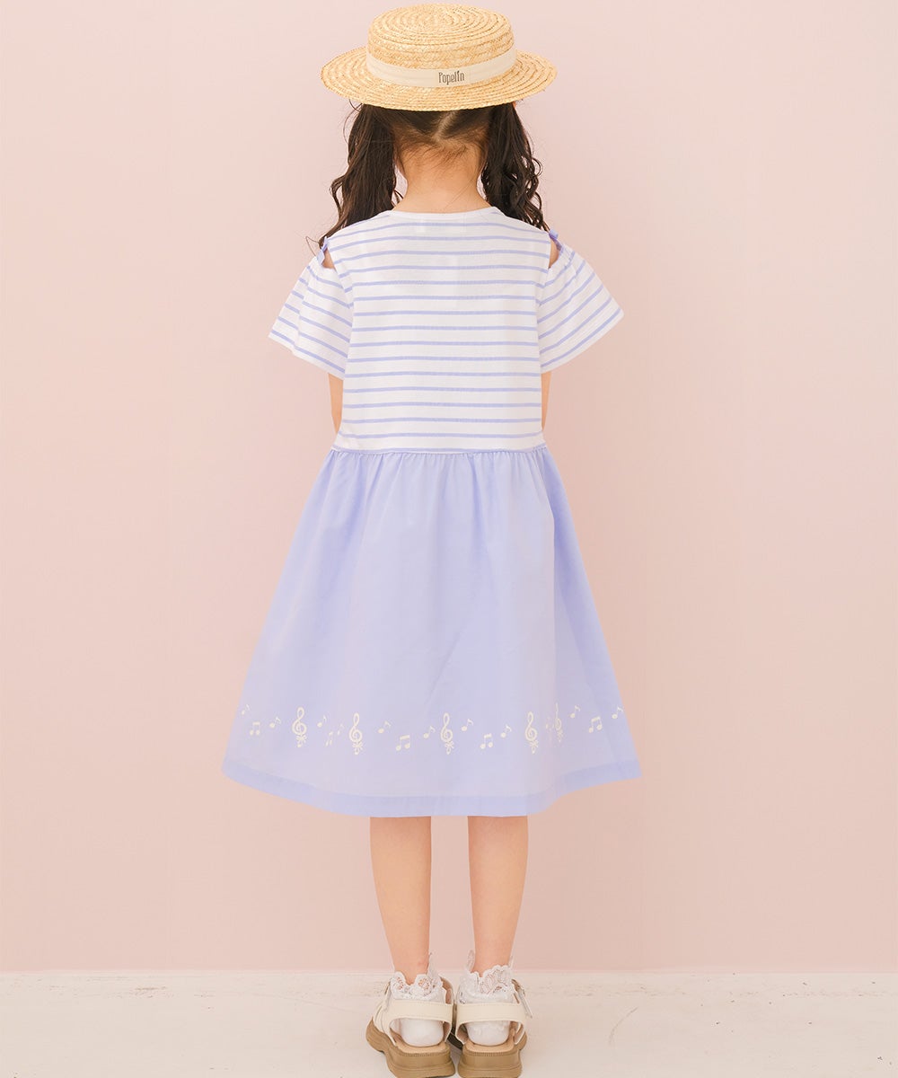 ベビー服 女の子 子ども服 こども服 キッズ ジュニア ボーダー柄 音符プリント 肩あき リボンつき袖 ドッキングワンピース ブルー(61) モデル画像4