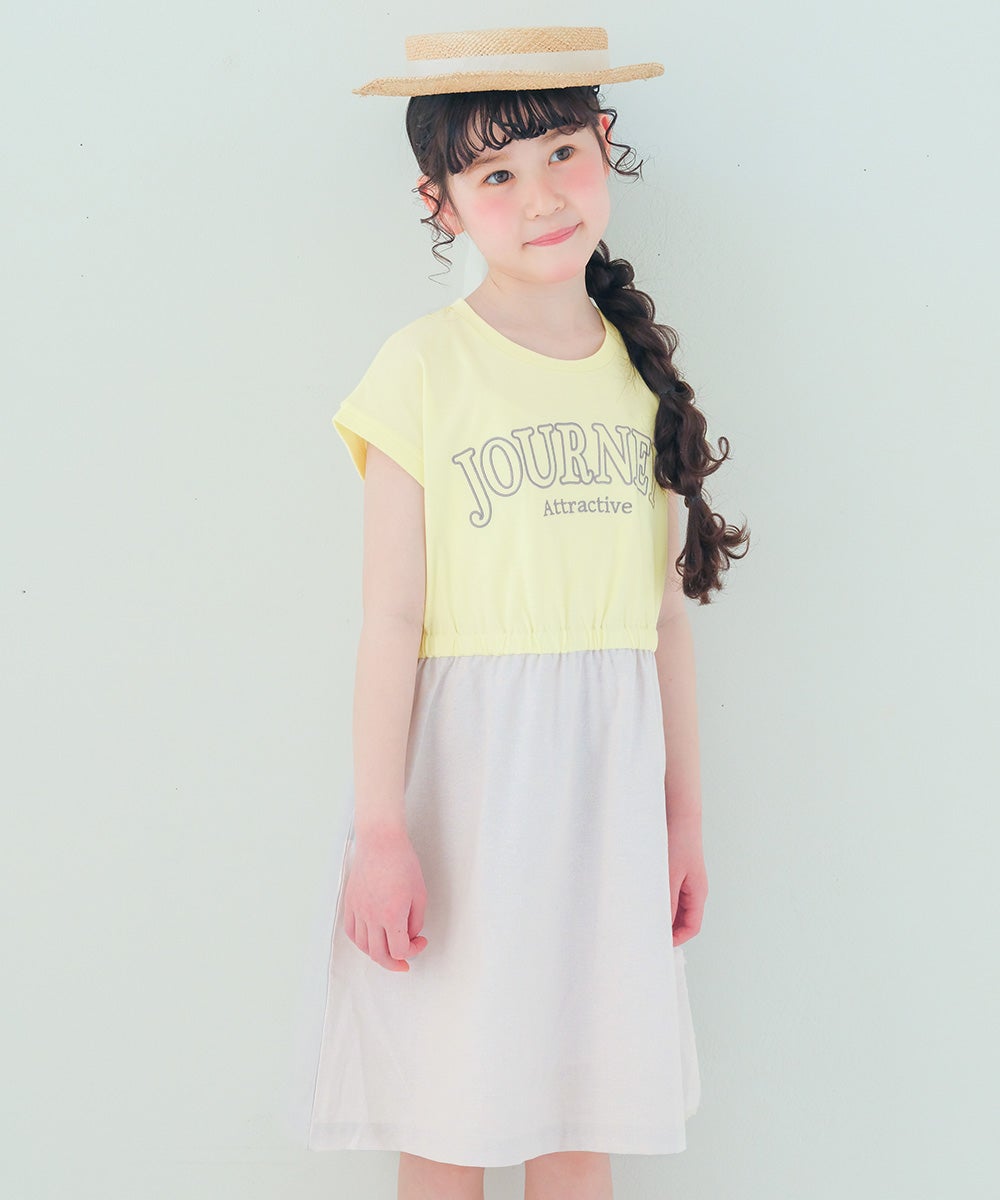 子供服 女の子 ロゴ刺繍 ギャザードッキングワンピース イエロー(04) モデル画像アップ