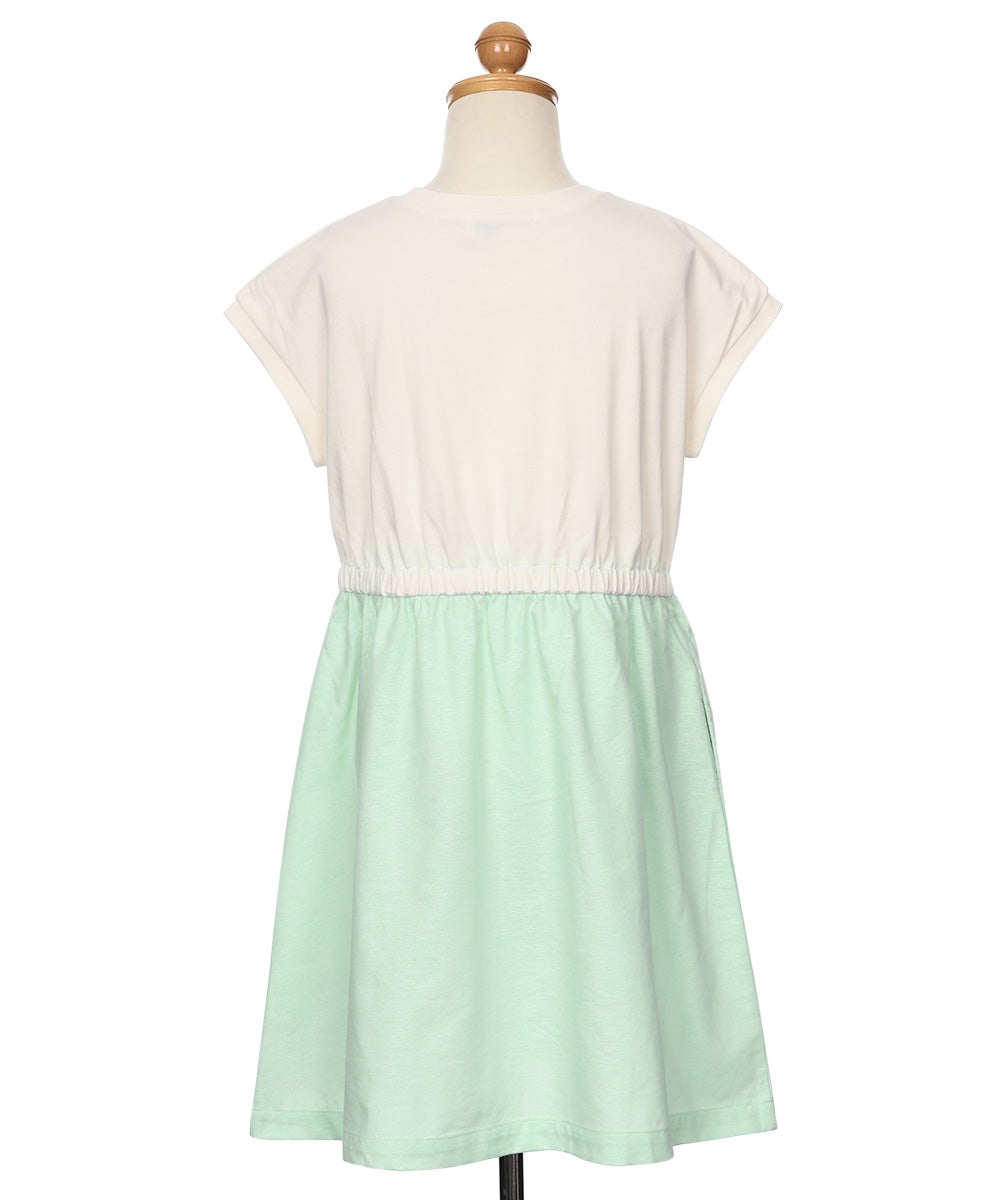 子供服 女の子 ロゴ刺繍 ギャザードッキングワンピース グリーン(08) トルソー背面