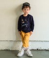 ベビー服 男の子 宇宙 電車 乗り物 ワッペン 刺繍 トレーナー ネイビー(06) モデル画像全身