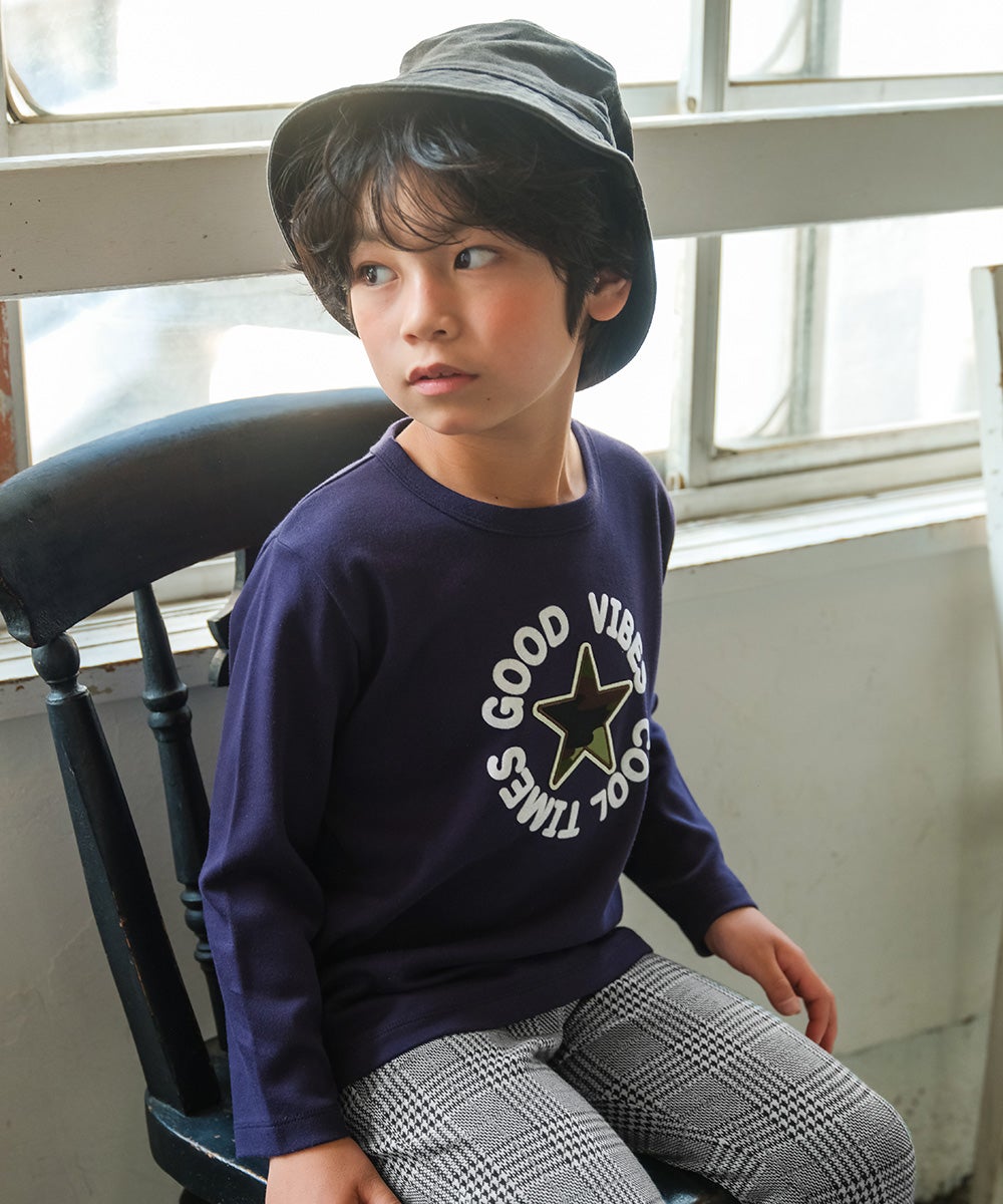 子供服 男の子 子ども服 こども キッズ ジュニア 綿100％ 迷彩柄 星ワッペン フロッキーロゴプリント ネイビー(06) モデル画像アップ