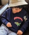 ベビー服 男の子 子ども服 こども キッズ 恐竜 刺繍 ダイナソー パラシュート モチーフ 長そで ネイビー(06) モデル画像1
