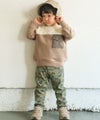ベビー服 男の子 ストレッチ オリジナルプリント 乗り物 ロボット レギンスパンツ カーキ(82) モデル画像全身