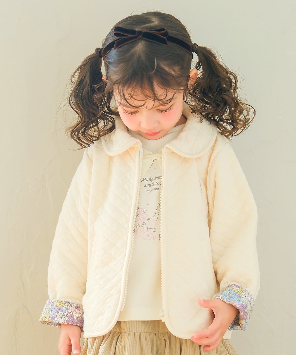 ベビー服 女の子 音符刺繍 花柄切替え 襟つき キルトニットジャケット アイボリー(12) モデル画像アップ