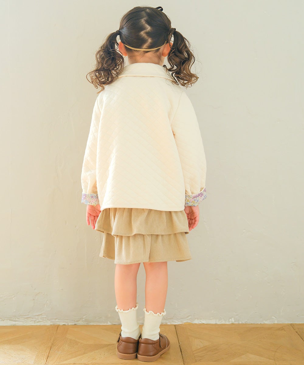 ベビー服 女の子 音符刺繍 花柄切替え 襟つき キルトニットジャケット アイボリー(12) モデル画像3