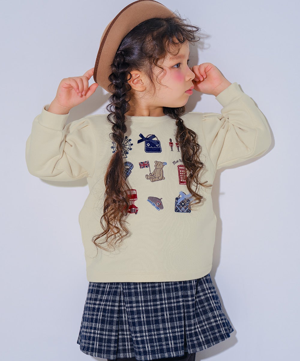 ベビー服 女の子 ロンドンモチーフ 刺繍 リボン 裏毛トレーナー アイボリー(12) モデル画像4