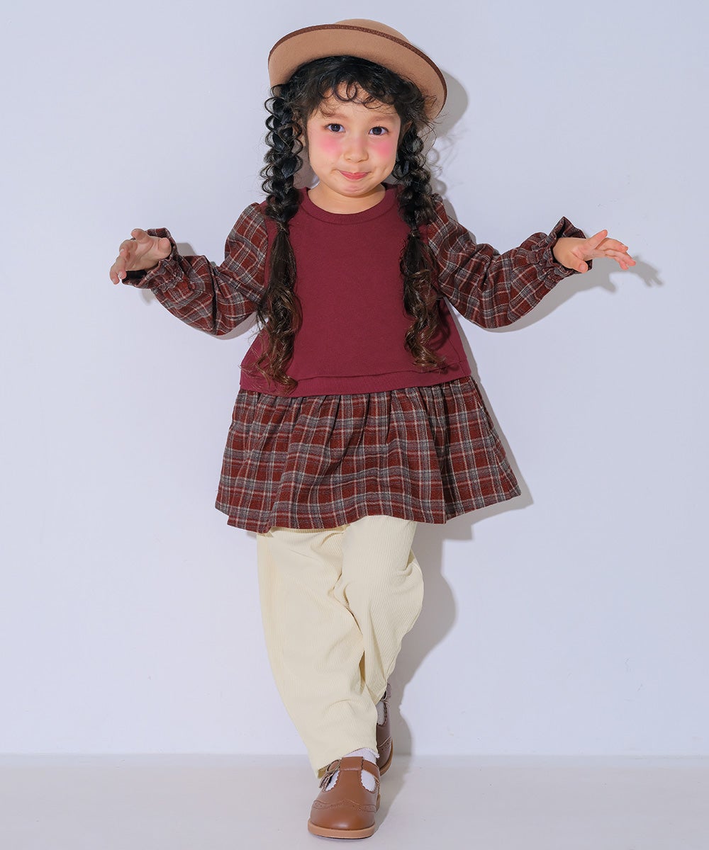ベビー服 男の子 男女兼用 コーデュロイ ロングパンツ アイボリー(12) モデル画像全身