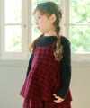 子供服 女の子 チェック柄キャミソール重ね着風 AラインTシャツ レッド(03) モデル画像全身